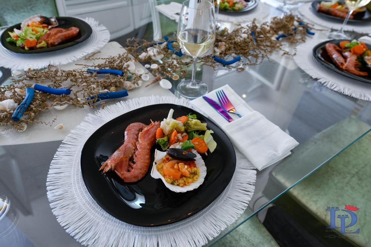 Desenzanoloft Official Partner Marriott Homes & Villas - Villa Meraviglia Desenzano del Garda Buitenkant foto