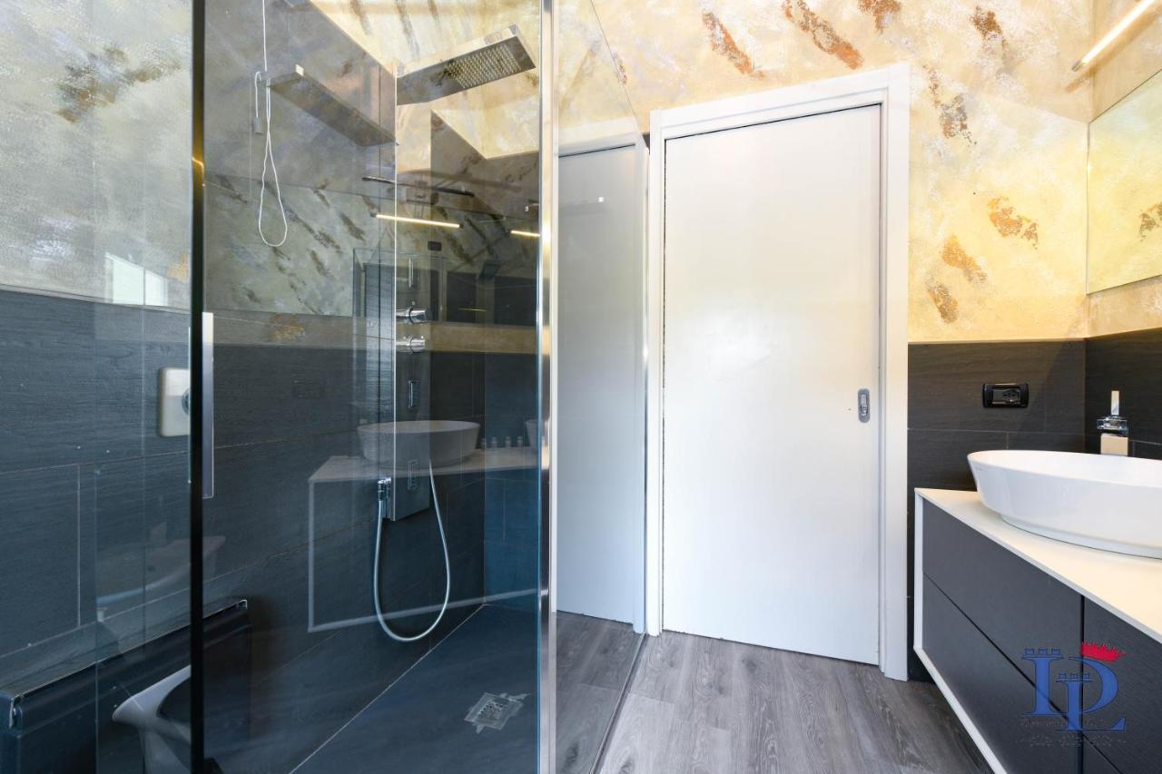 Desenzanoloft Official Partner Marriott Homes & Villas - Villa Meraviglia Desenzano del Garda Buitenkant foto
