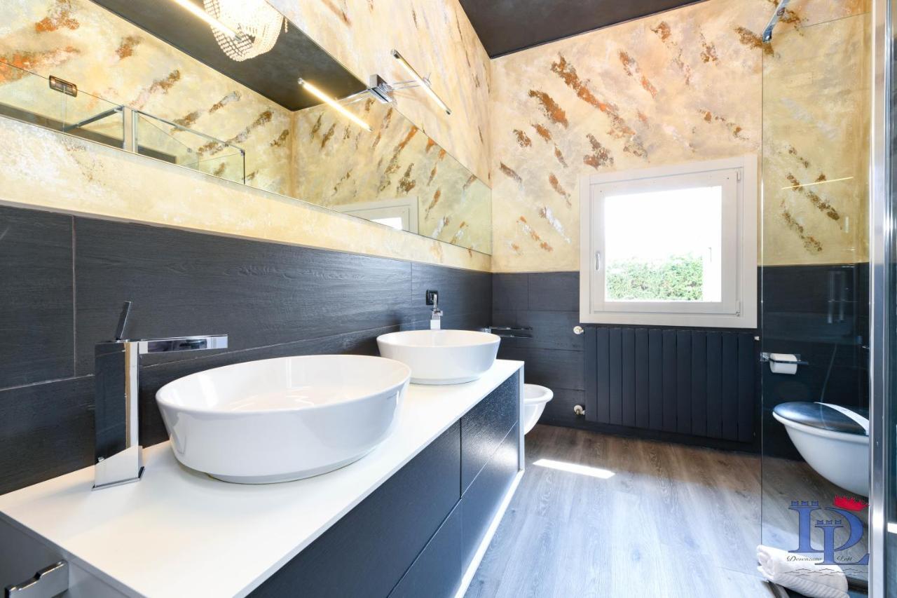 Desenzanoloft Official Partner Marriott Homes & Villas - Villa Meraviglia Desenzano del Garda Buitenkant foto